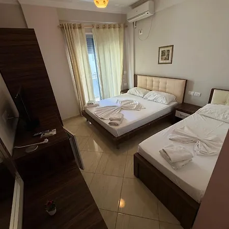 Hotel Divers 3*