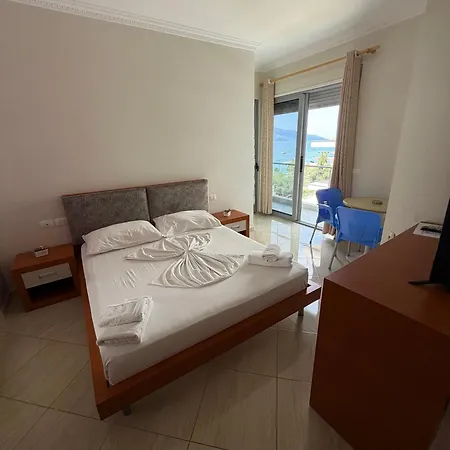 Divers Hotel 3*
