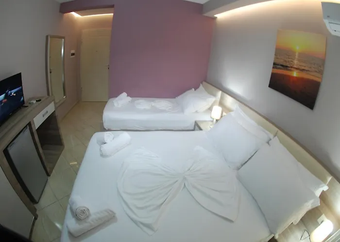 Ξενοδοχείο Divers Radhimë