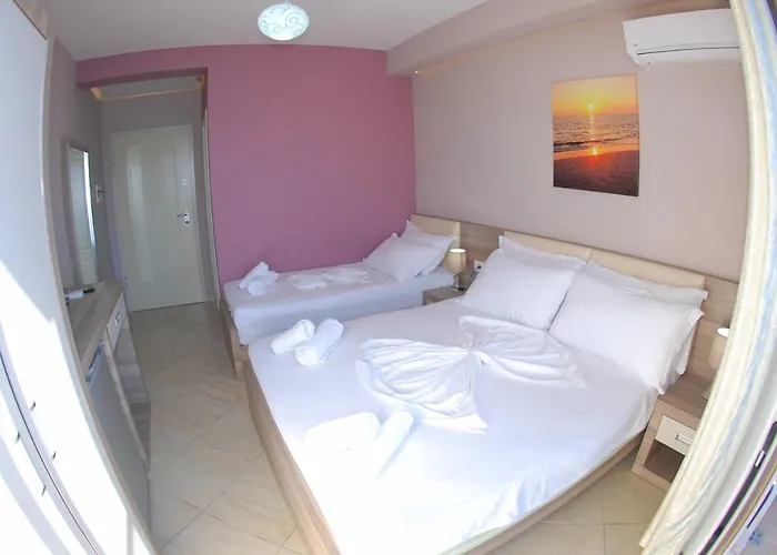 Ξενοδοχείο Divers Radhimë