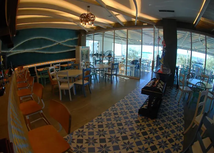 Divers Ξενοδοχείο 3*