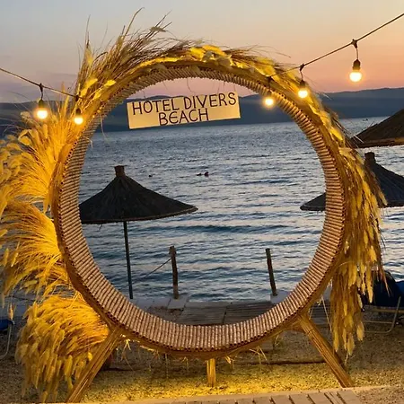 Divers 酒店 3*