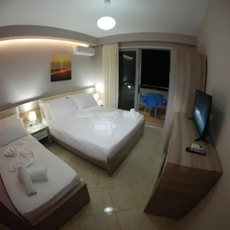 Divers Hotel 3*